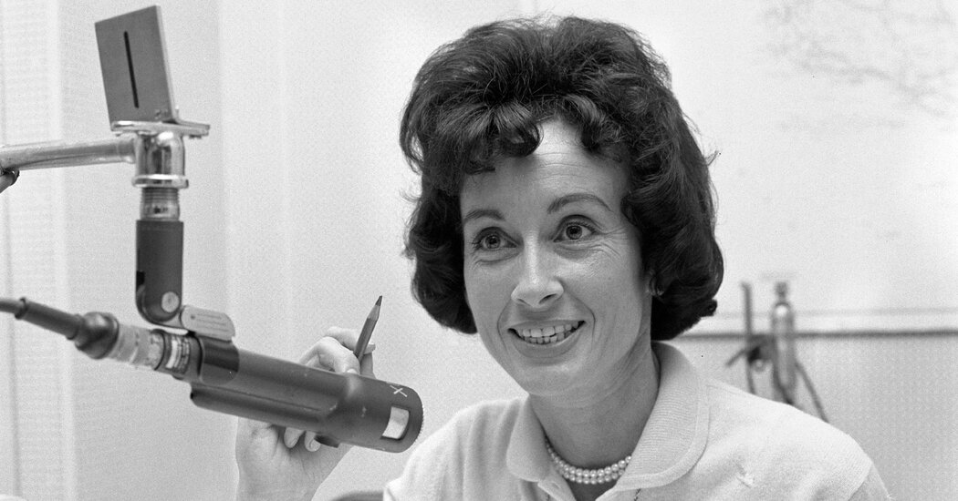 Ruth Ashton Taylor, Early Radio and TV Newswoman, Dies at 101