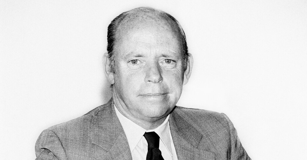 Frank Olson, Executive Who Linked O.J. Simpson With Hertz, Dies at 91