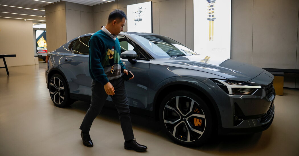 Few Chinese Electric Cars Are Sold in U.S., but Industry Fears a Flood