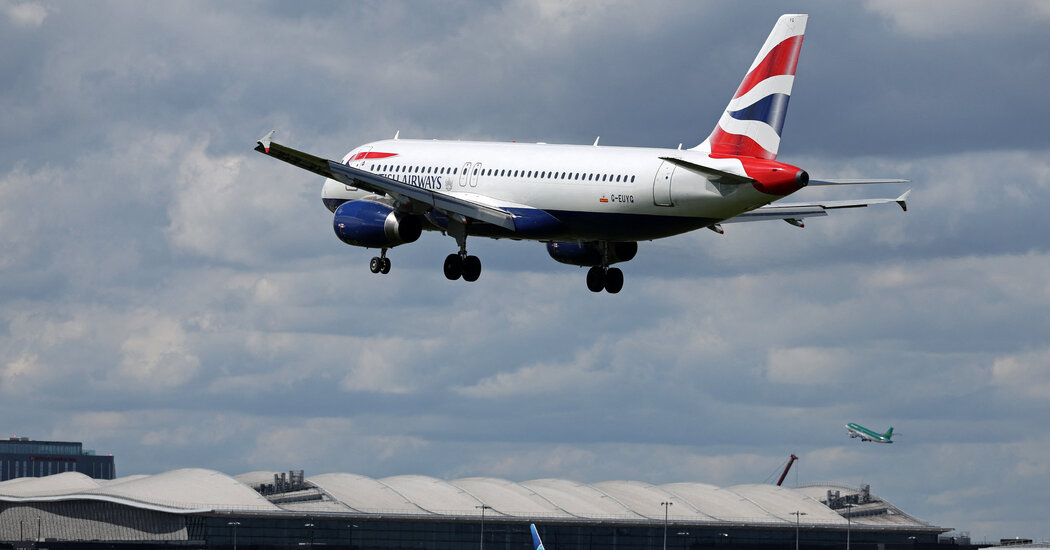 Outage Causes Delays at U.K. Airports’ Immigration Checkpoints