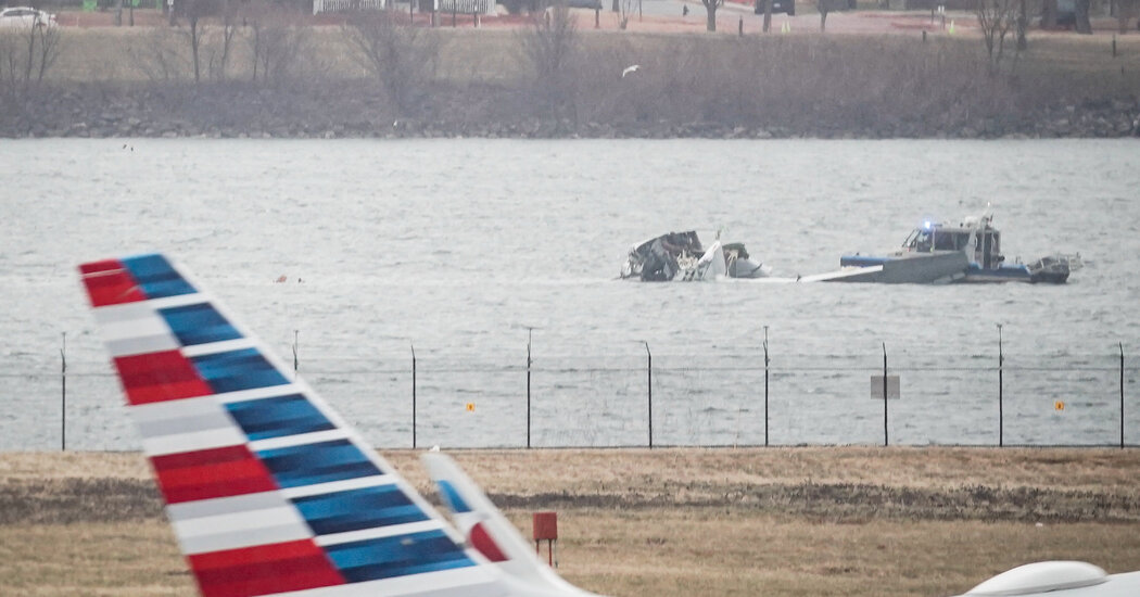 Deadly Crash Focuses Attention on Helicopter Traffic at Reagan Airport