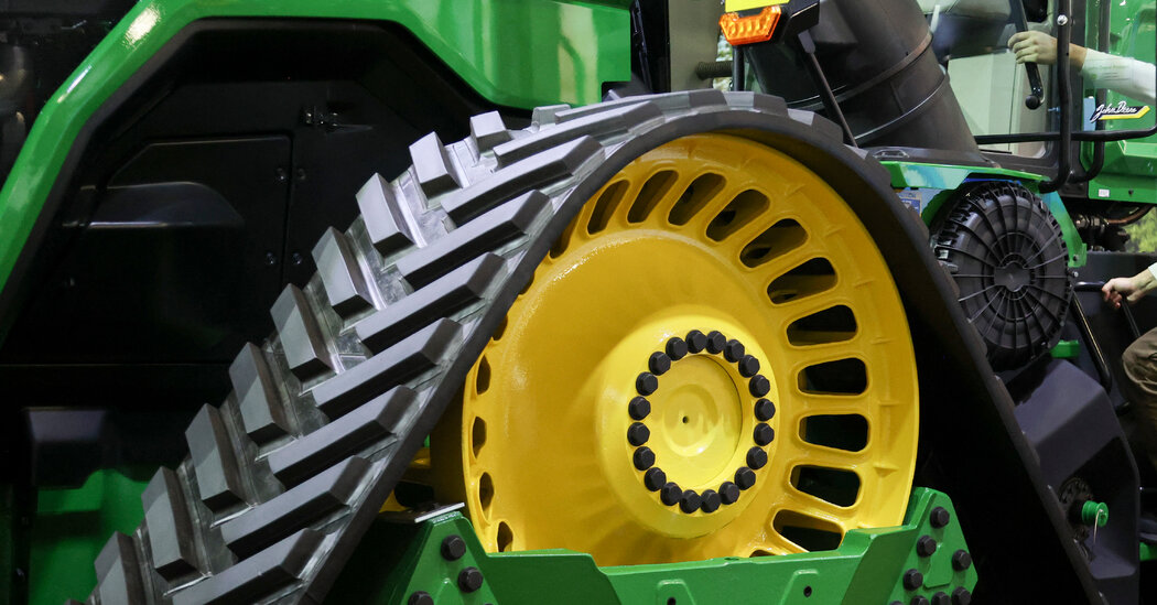 John Deere Sued by FTC Over Equipment-Repair Practices