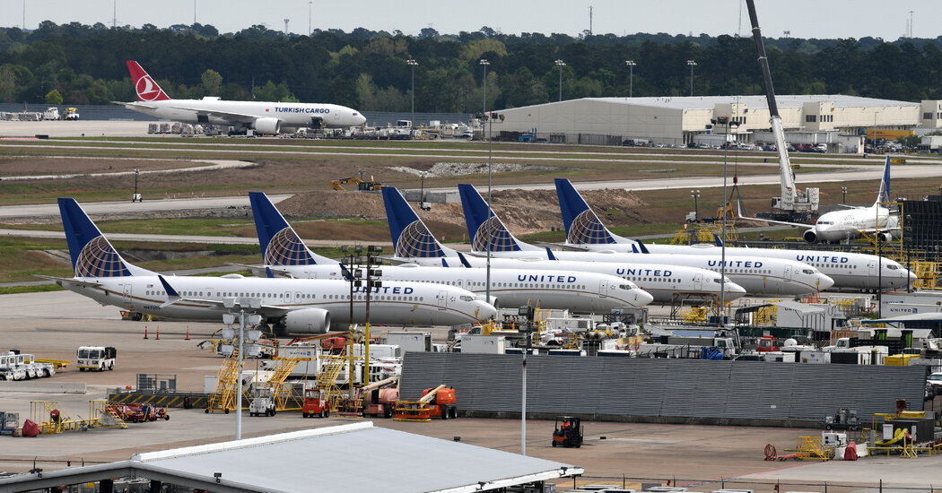 Engine Fire Prompts Evacuation of Houston Flight, Video Shows